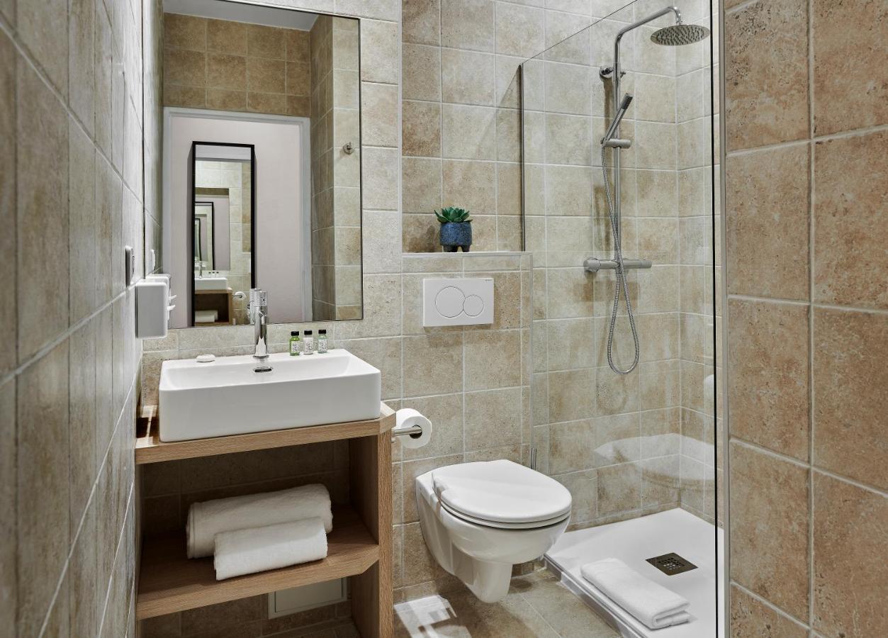 Hotel Le Suquet Канны Экстерьер фото